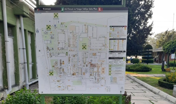 ISO 23601 Acil Durum ve Yangın Tahliye Planı,
Tahliye Krokisi,
Acil Durum Müdahale Prosedürleri Panosu,
ISO 7010 Uyarı Levhaları ve 16069 Acil Durum Yönlendirmeleri,
ISO 7010 Safety Signs; 16069 Emergency Way Guidance,